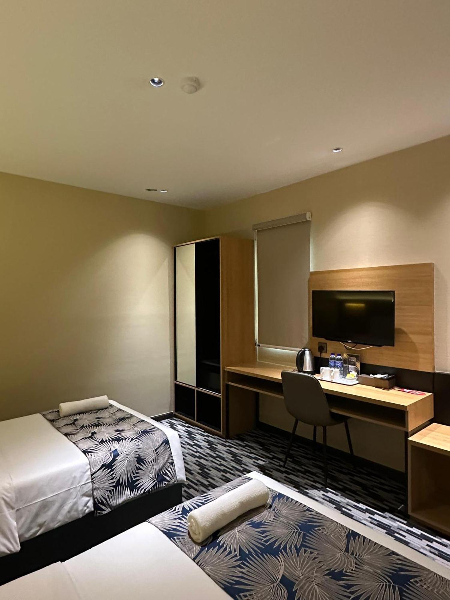 Nb Hotel Джохор-Бару Экстерьер фото