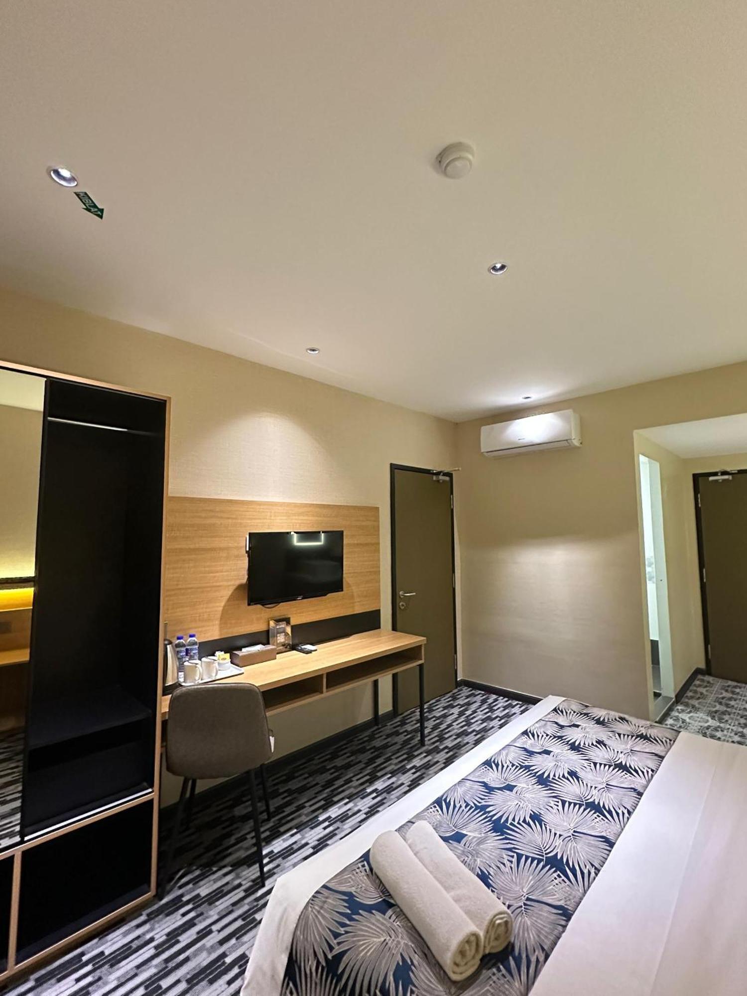 Nb Hotel Джохор-Бару Экстерьер фото